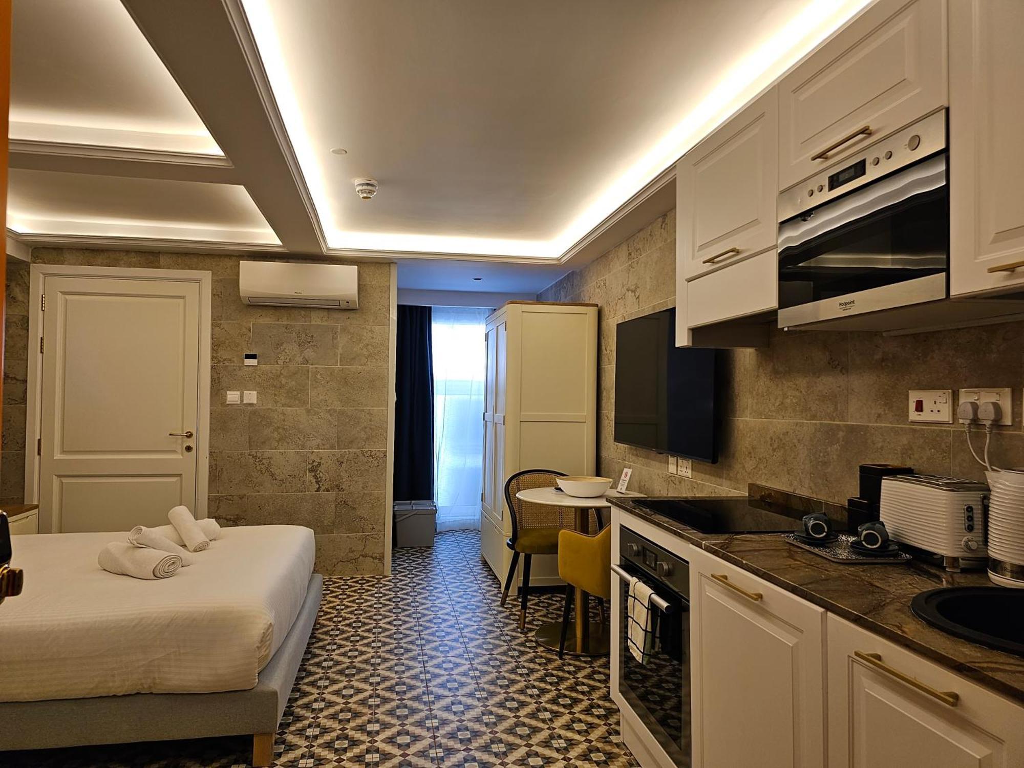 Balcony Hotel Saint Julian's Luaran gambar